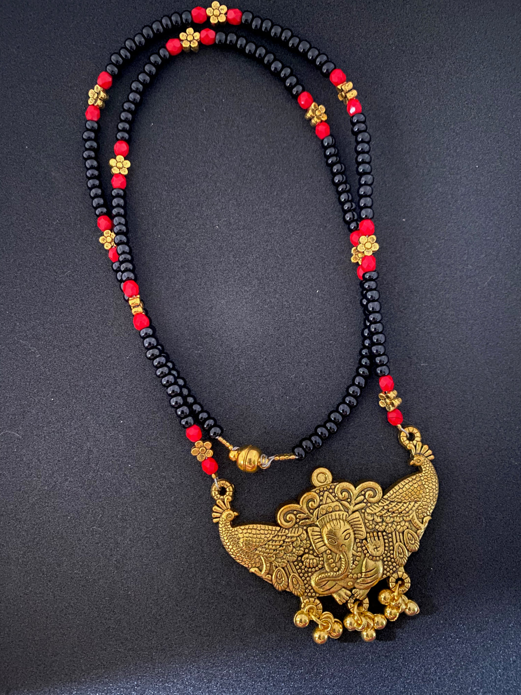 Kṛṣṇaḥ - Black Beads with Red Beads & Ganesh Pendent