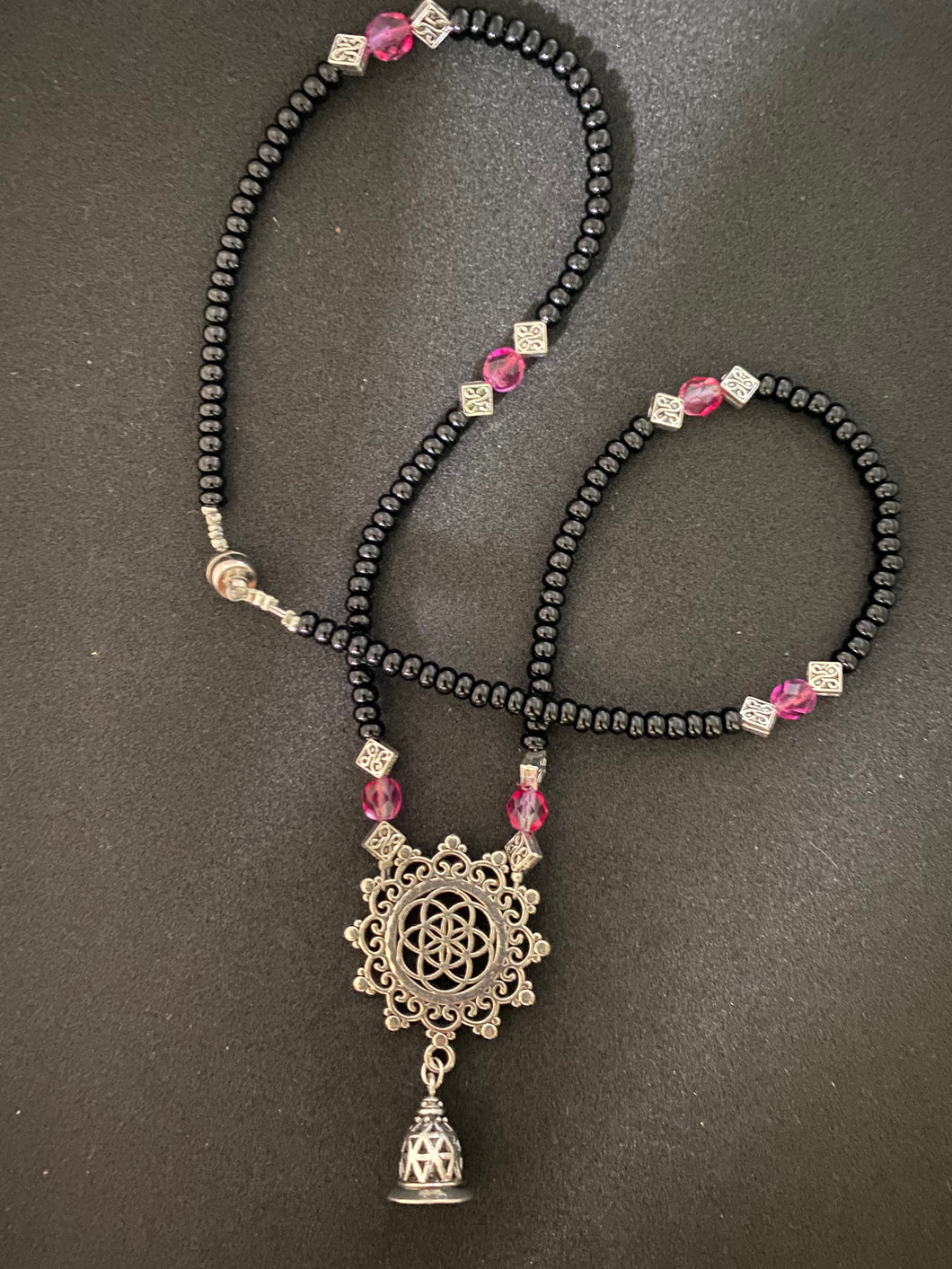 Kṛṣṇaḥ - Black Beads with pink Beads & Mandala Pendant