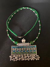 Load image into Gallery viewer, Dira - Green bead chain with Pendant
